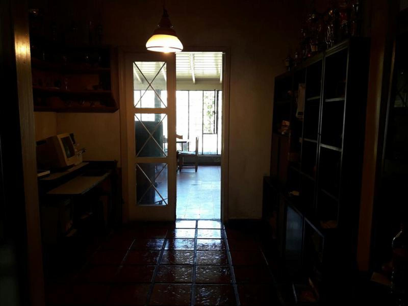JUAN VUCETICH AL 2800 · Morón — foto 13