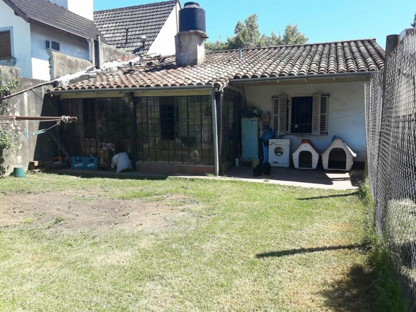 JUAN VUCETICH AL 2800 · Morón — foto 17