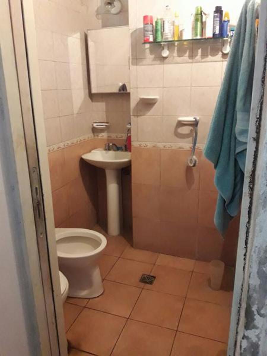 JUAN VUCETICH AL 2800 · Morón — foto 7