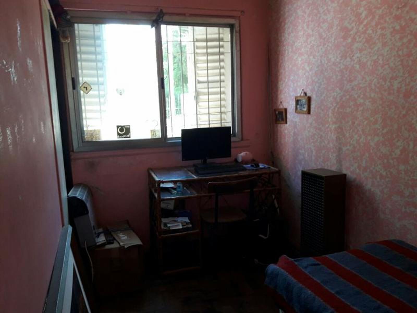JUAN VUCETICH AL 2800 · Morón — foto 8