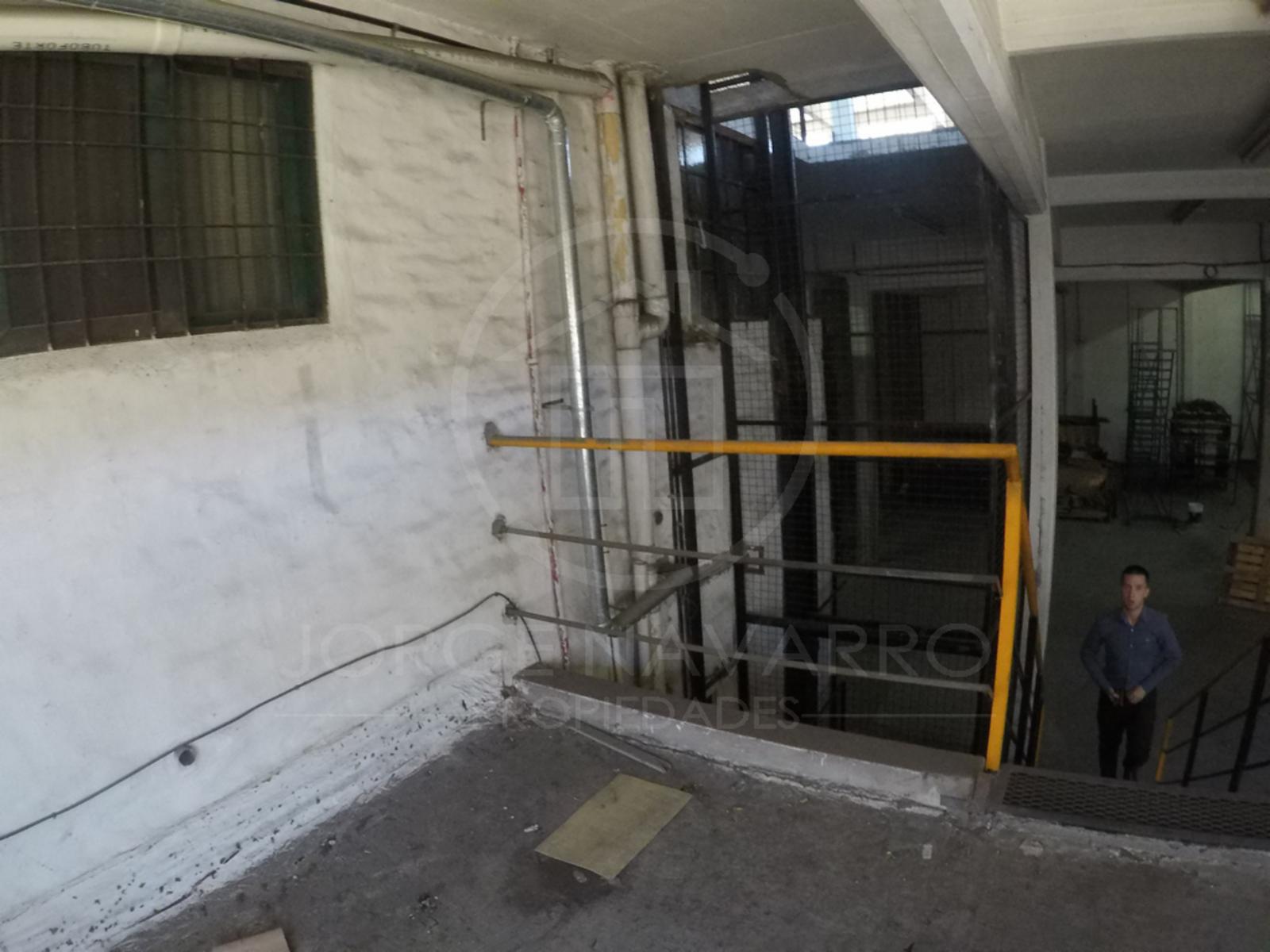 Ricardo Balbin 3400 · San Martín — foto 14