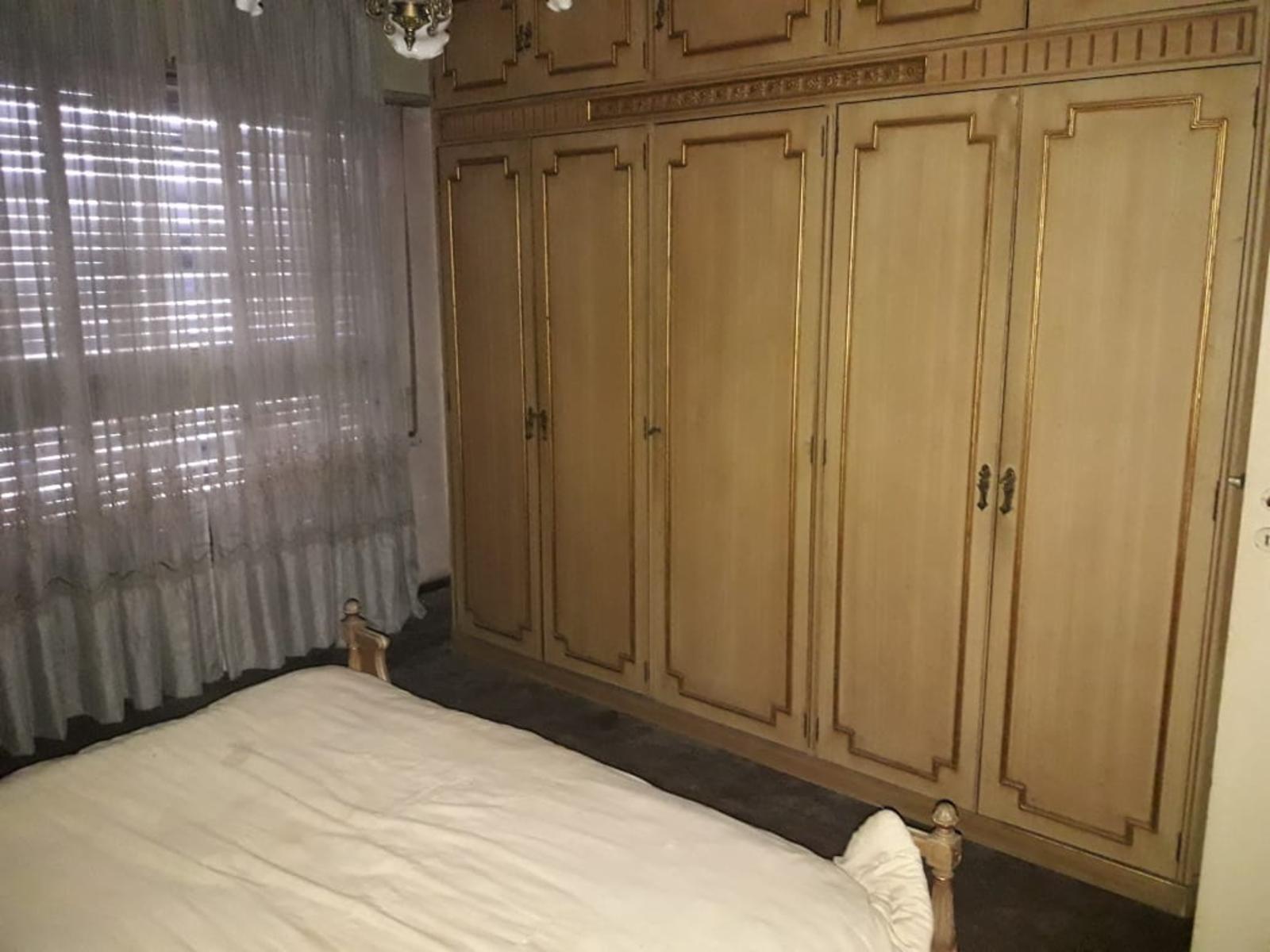 CASA DOS DORMITORIOS, SALON Y COCHERA ZONA SUR