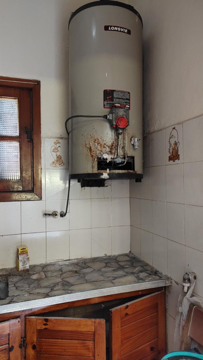 VENDO CASA C/ LOCAL Y TERRENO CONTIGUO (83-2584) NECOCHEA · Necochea — foto 4