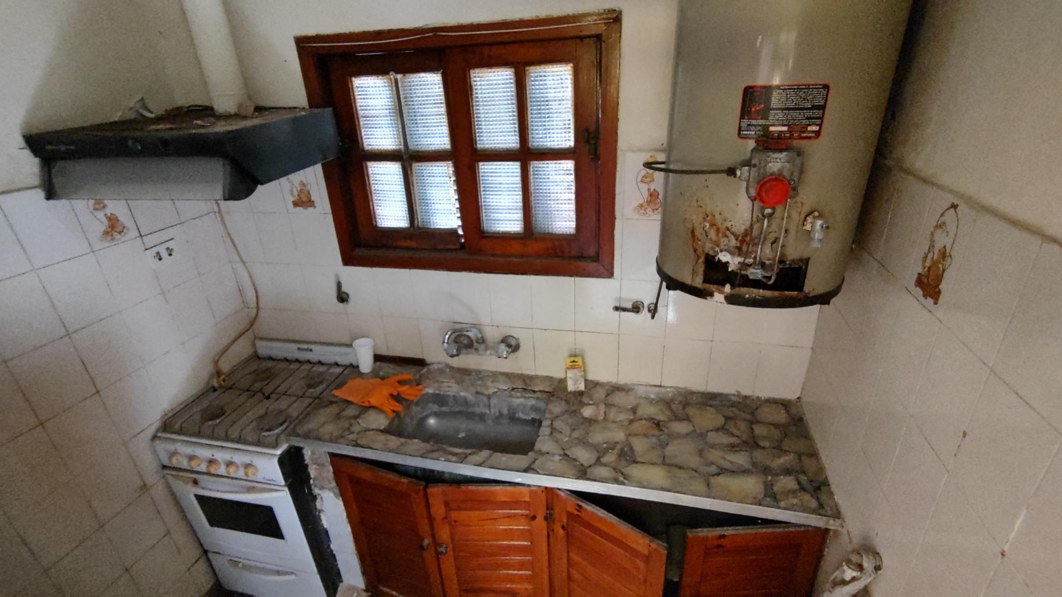 VENDO CASA C/ LOCAL Y TERRENO CONTIGUO (83-2584) NECOCHEA · Necochea — foto 5