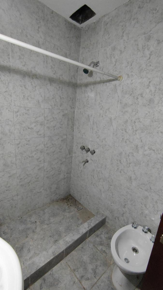 VENDO CASA C/ LOCAL Y TERRENO CONTIGUO (83-2584) NECOCHEA · Necochea — foto 10