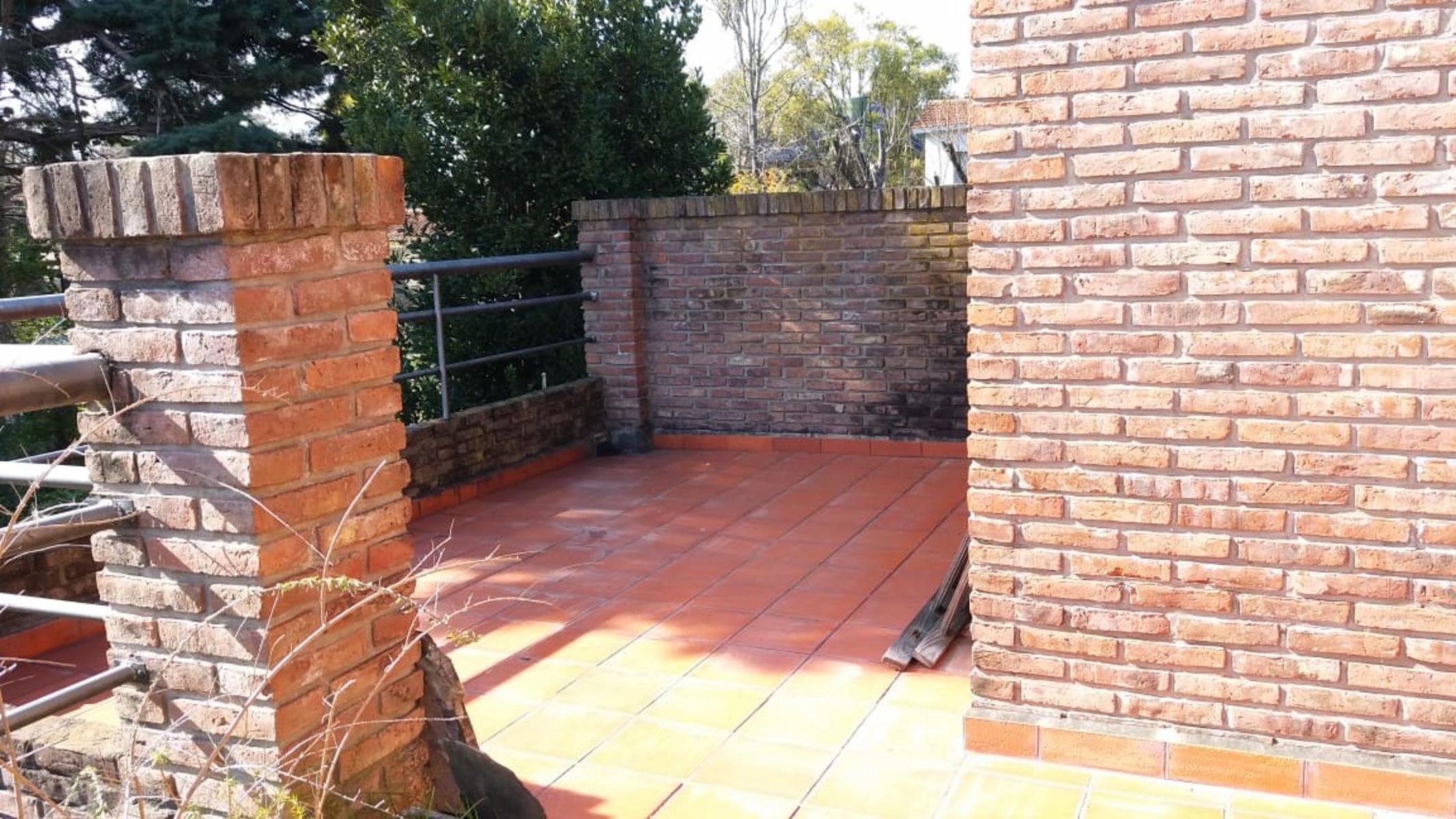 BASILIO DELL EVA · Hurlingham — foto 18