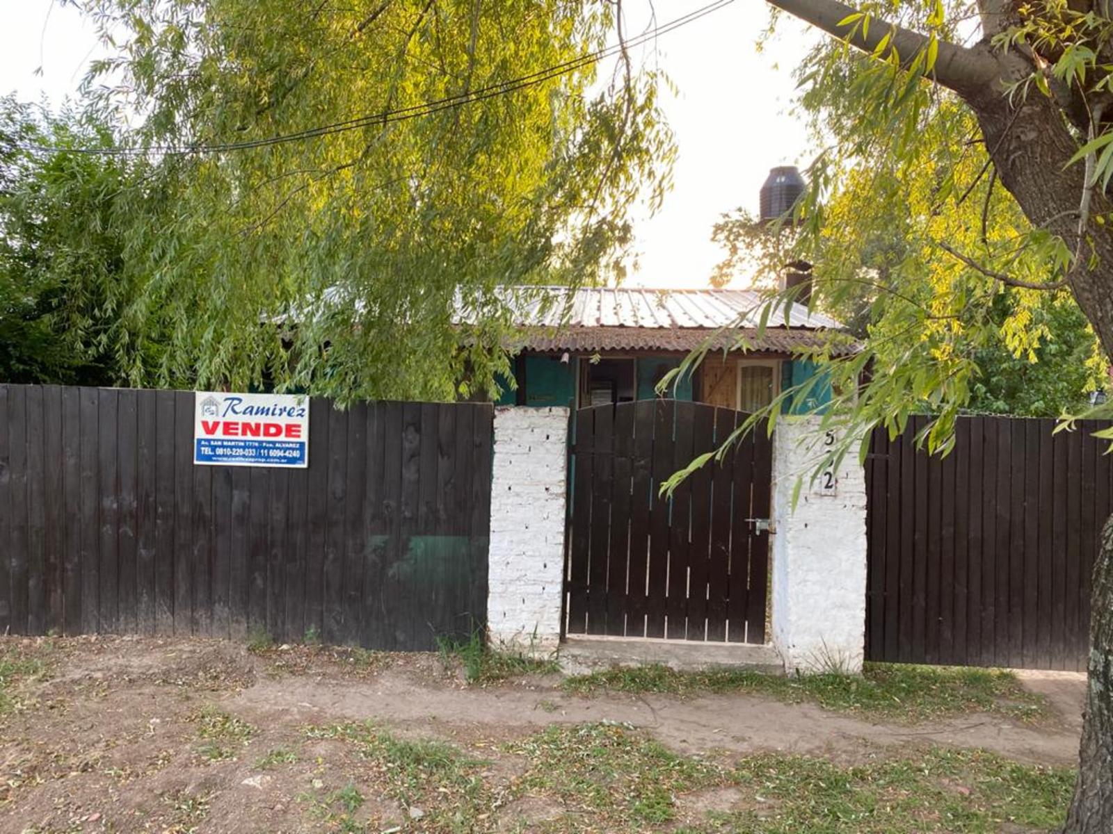 Casa 3 Ambientes En Venta - General Rodríguez
