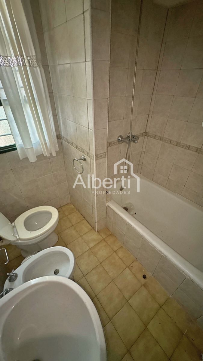 Las Flores 485 · Morón — foto 6