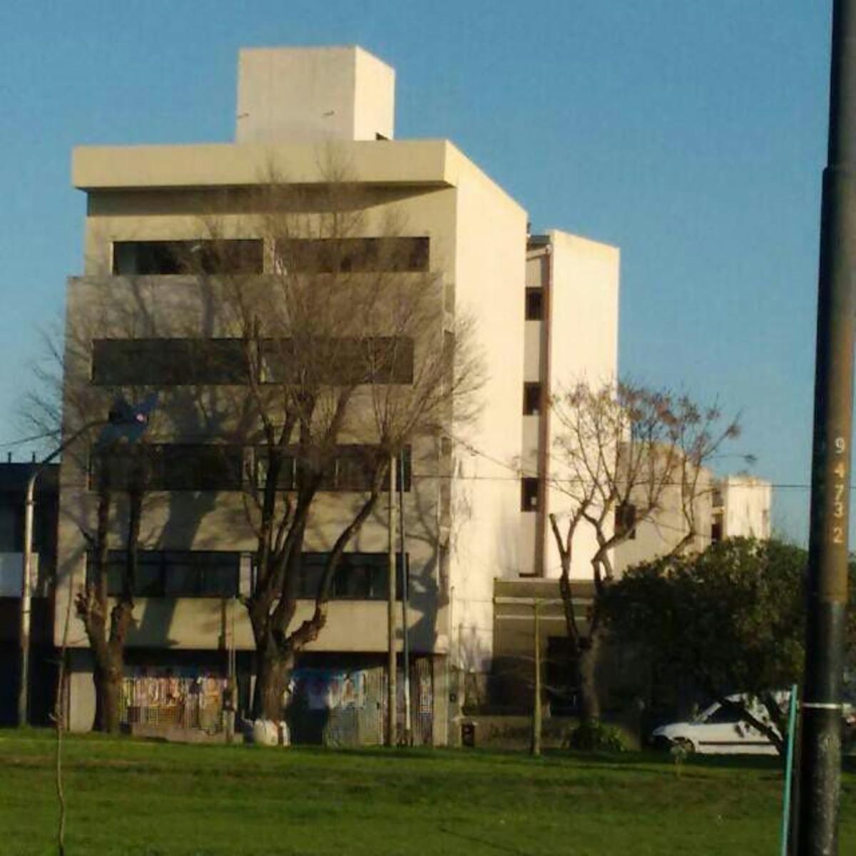 Calle 72 · La Plata — foto 6