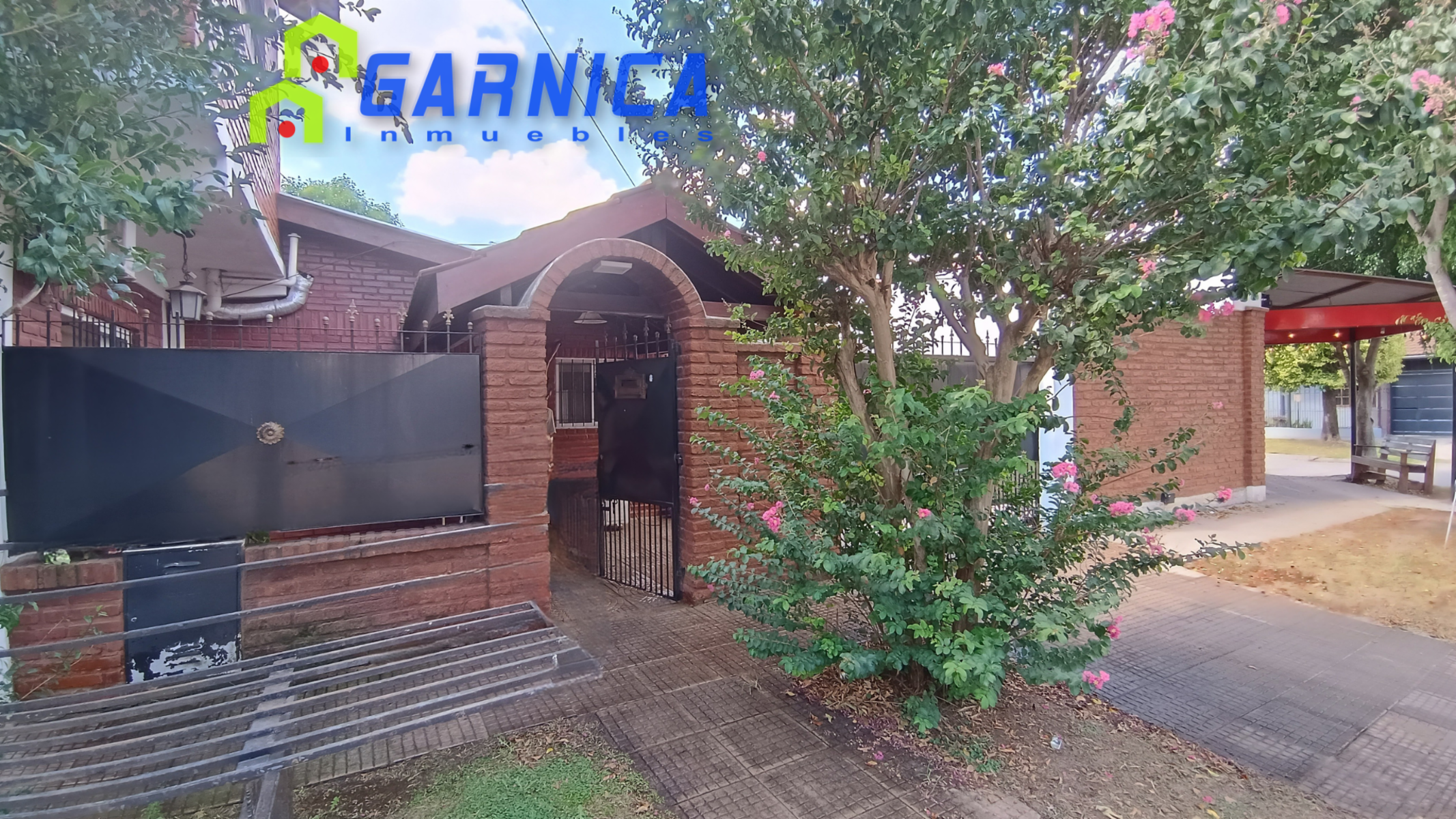 Venta Casa tipo chalet c/local Ituzaingo Norte