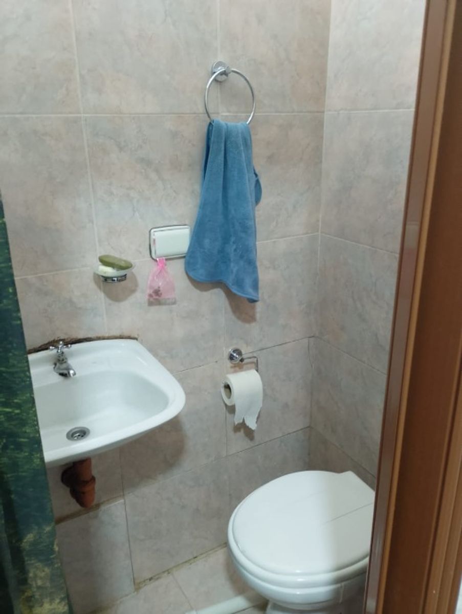 Int. Grant 84 · Morón — foto 4