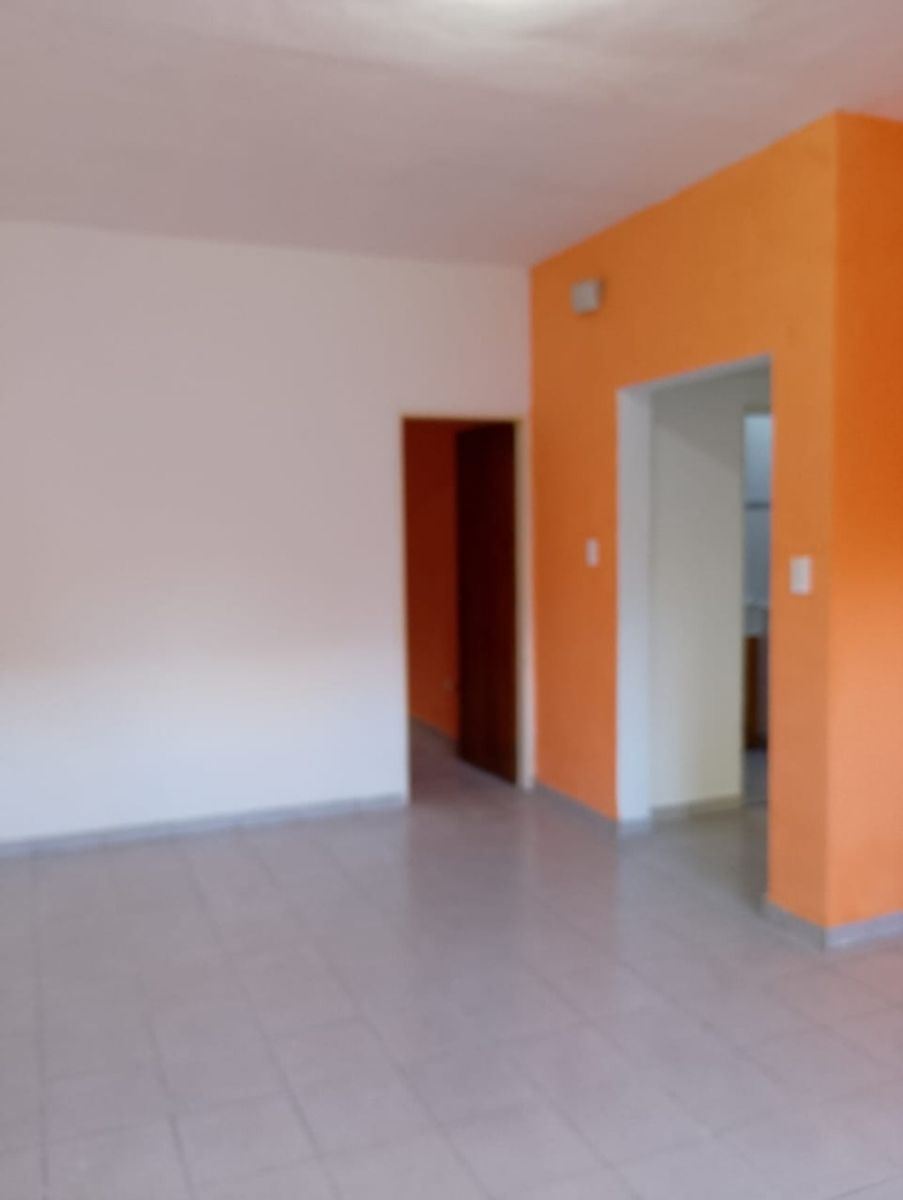 Weizman 605 · Morón — foto 13