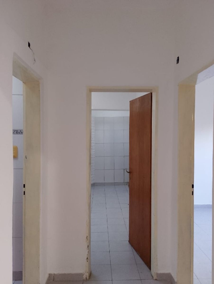 Weizman 605 · Morón — foto 5