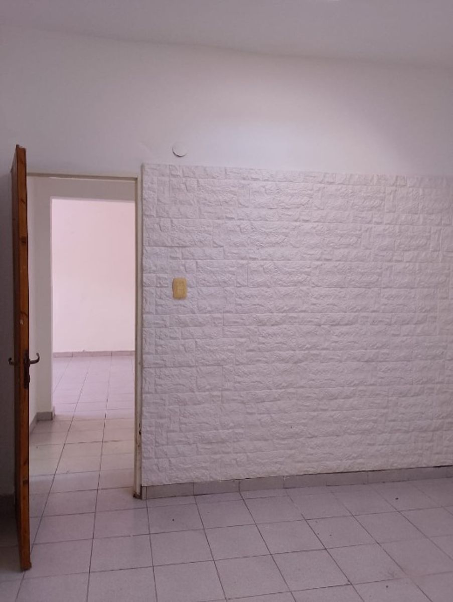 Weizman 605 · Morón — foto 10