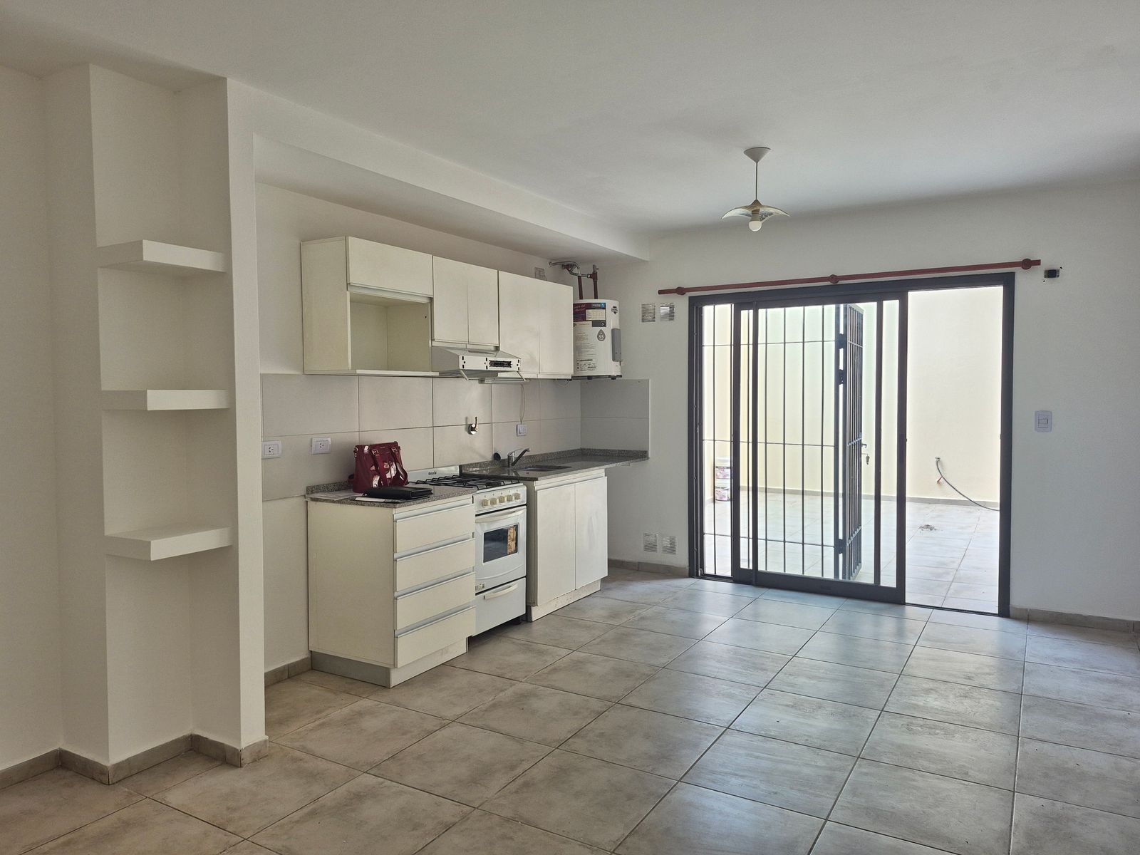 CASEROS 3185 · Córdoba Capital — foto 3