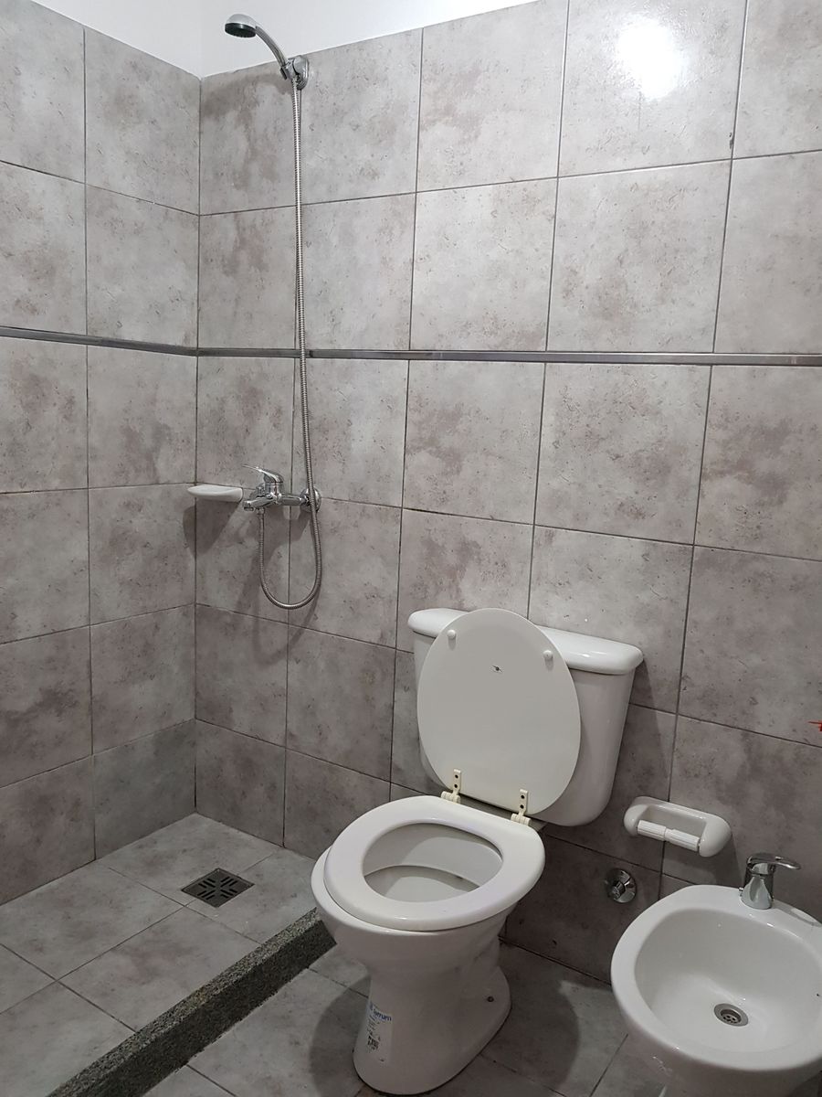 CASEROS 3185 · Córdoba Capital — foto 8