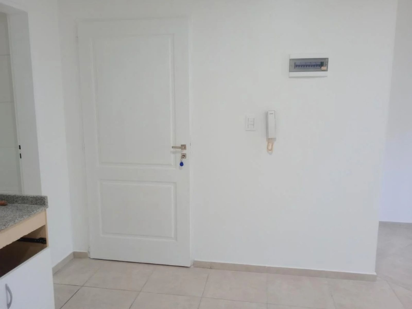 Juan Jose Castelli 35 · Morón — foto 3