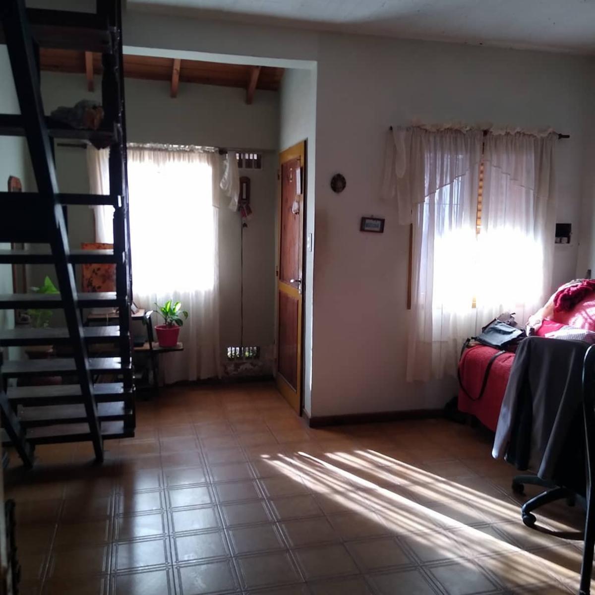 Primera junta 3350 · Florencio Varela — foto 3