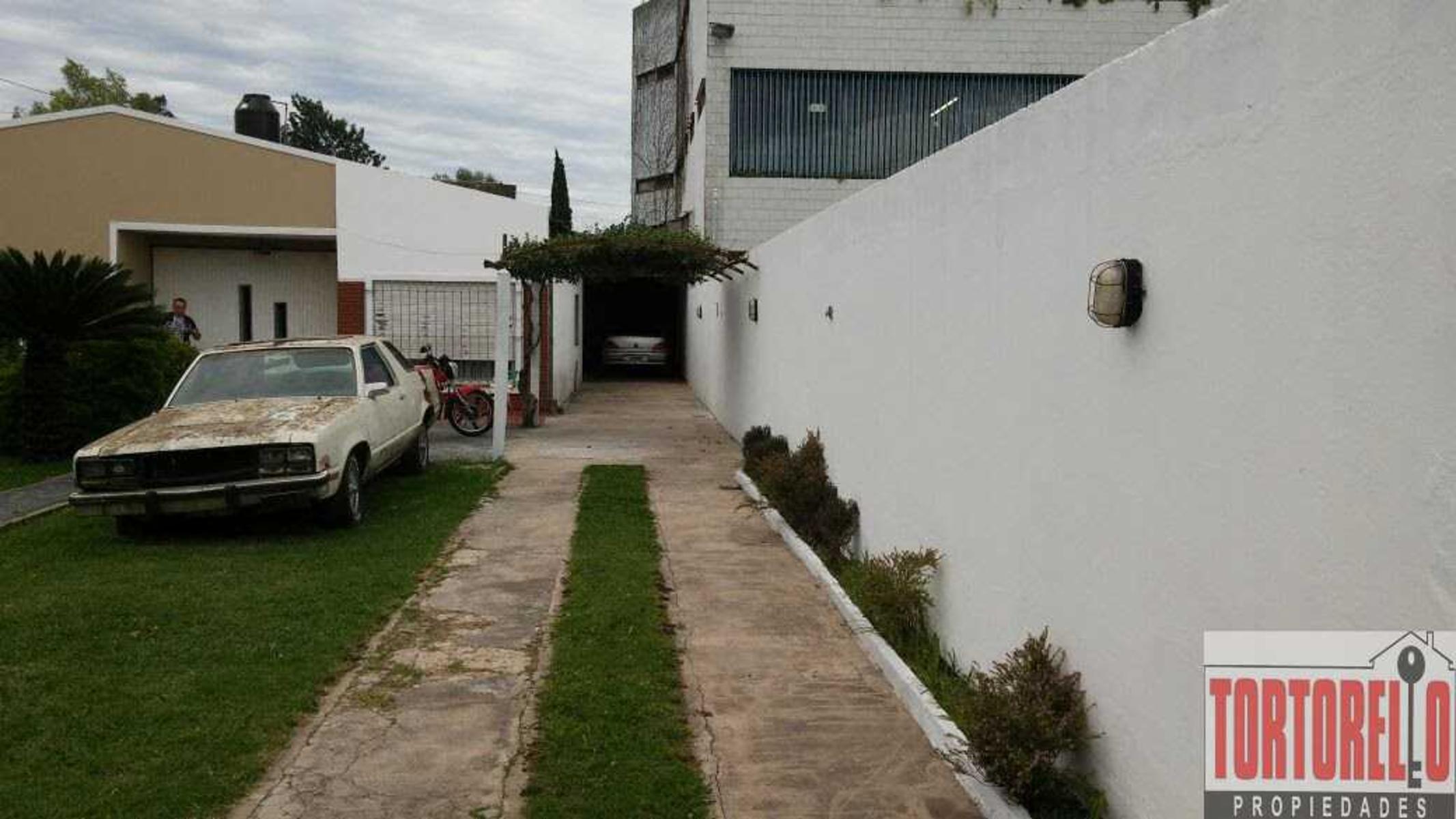 Cnel. Quesada 1200 · Ituzaingó — foto 10