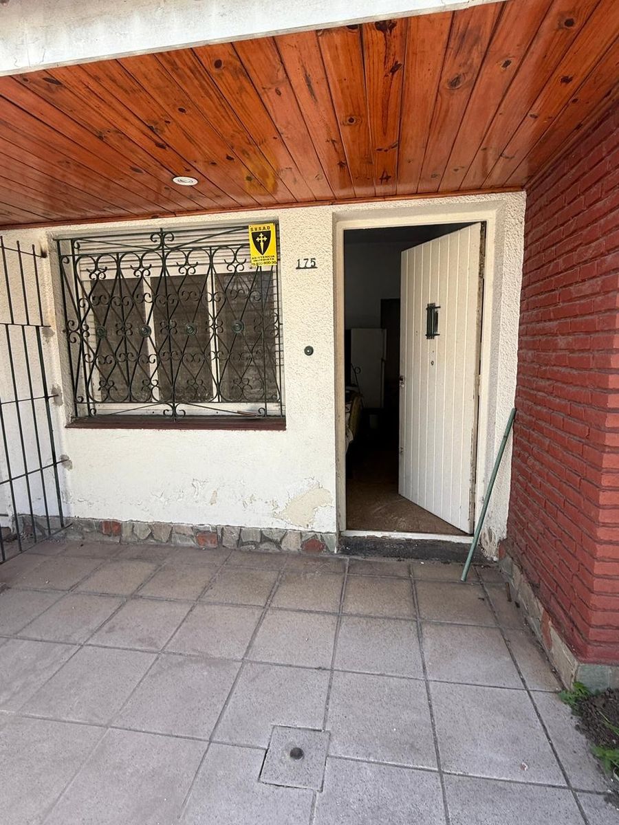 CARHUE 175 · Lomas De Zamora — foto 4