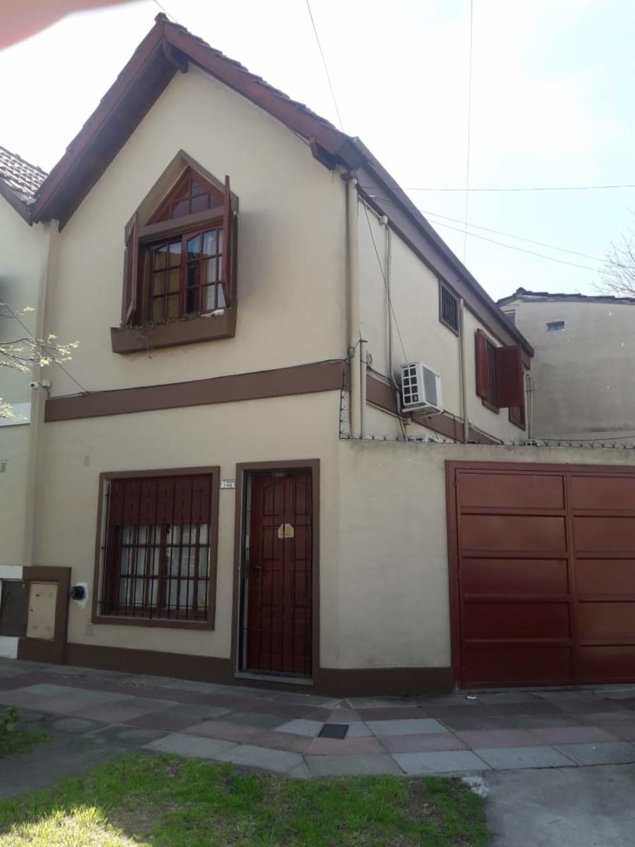 EXCELENTE DUPLEX  4 AMB CON COCHERA -  HAEDO SUR