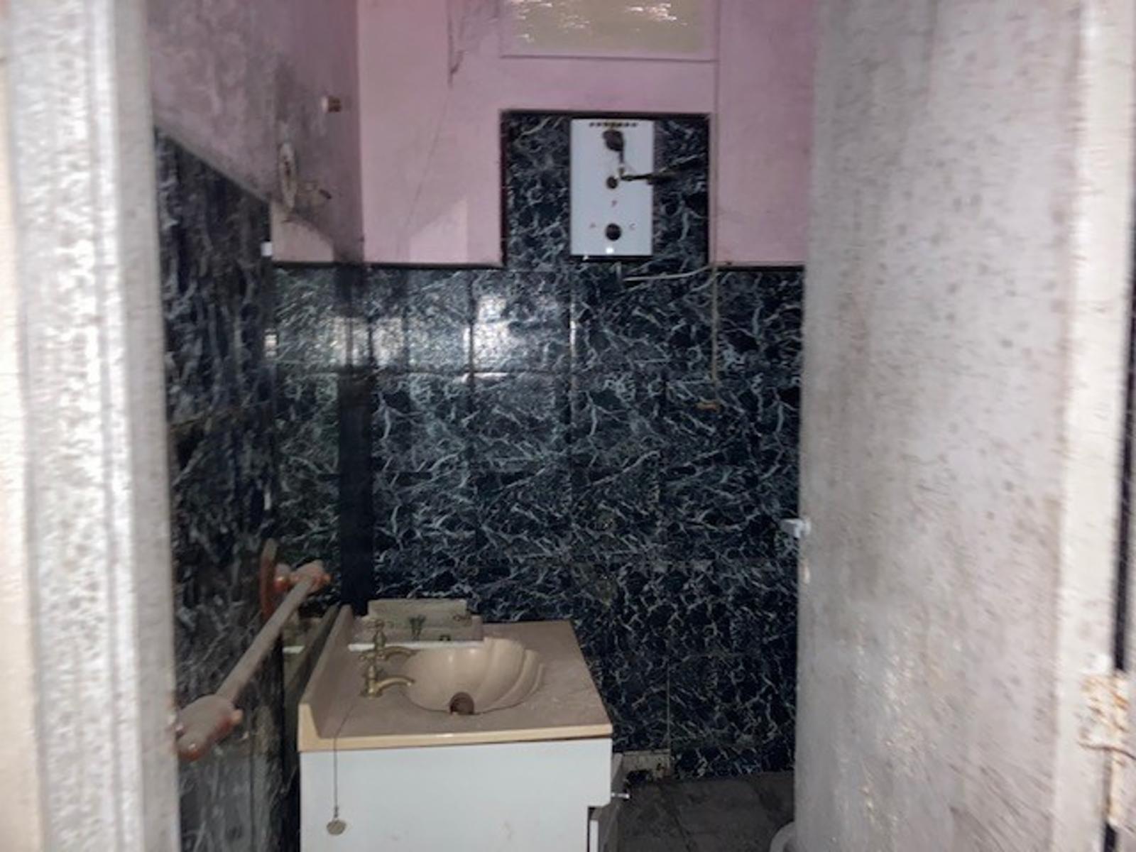 Donato Alvarez y Balbin · Morón — foto 12