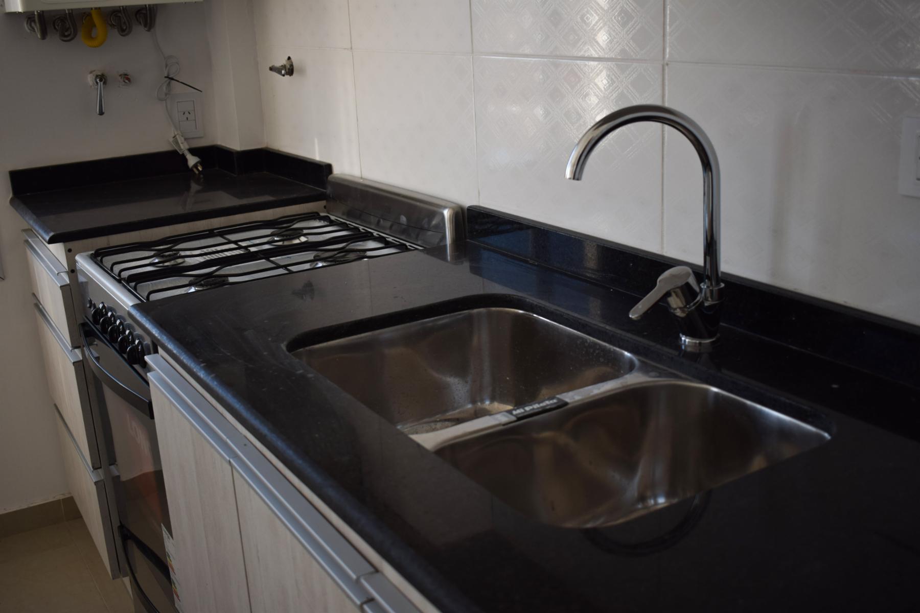 Rosales 1750 2°C TII · Almirante Brown — foto 18
