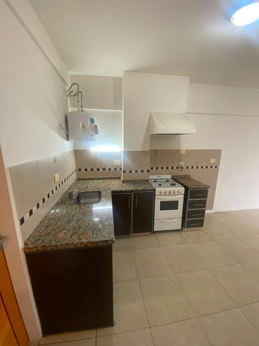 YATAY 857 · Morón — foto 12
