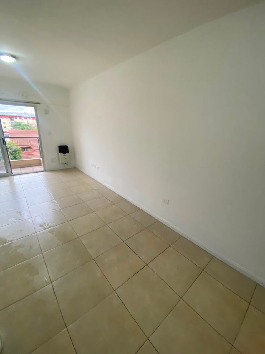 YATAY 857 · Morón — foto 15