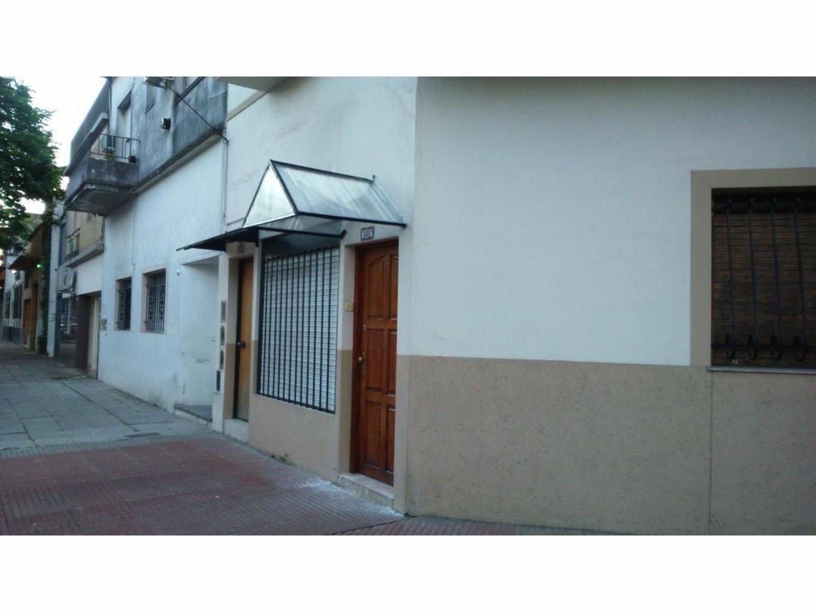 Alejandro Magariños Cervantes 4605 · Floresta — foto 19