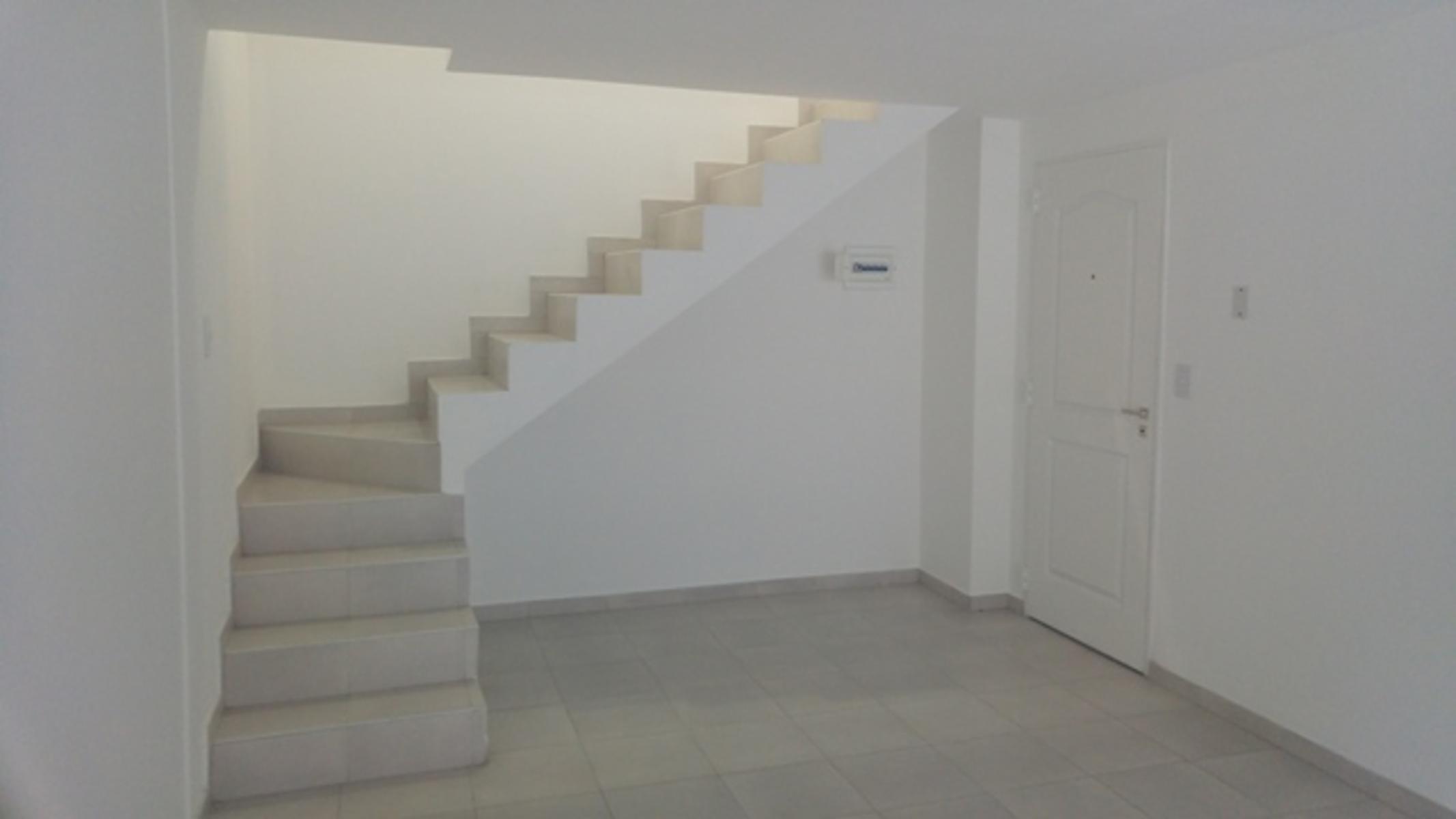Larroche 300 · Morón — foto 13
