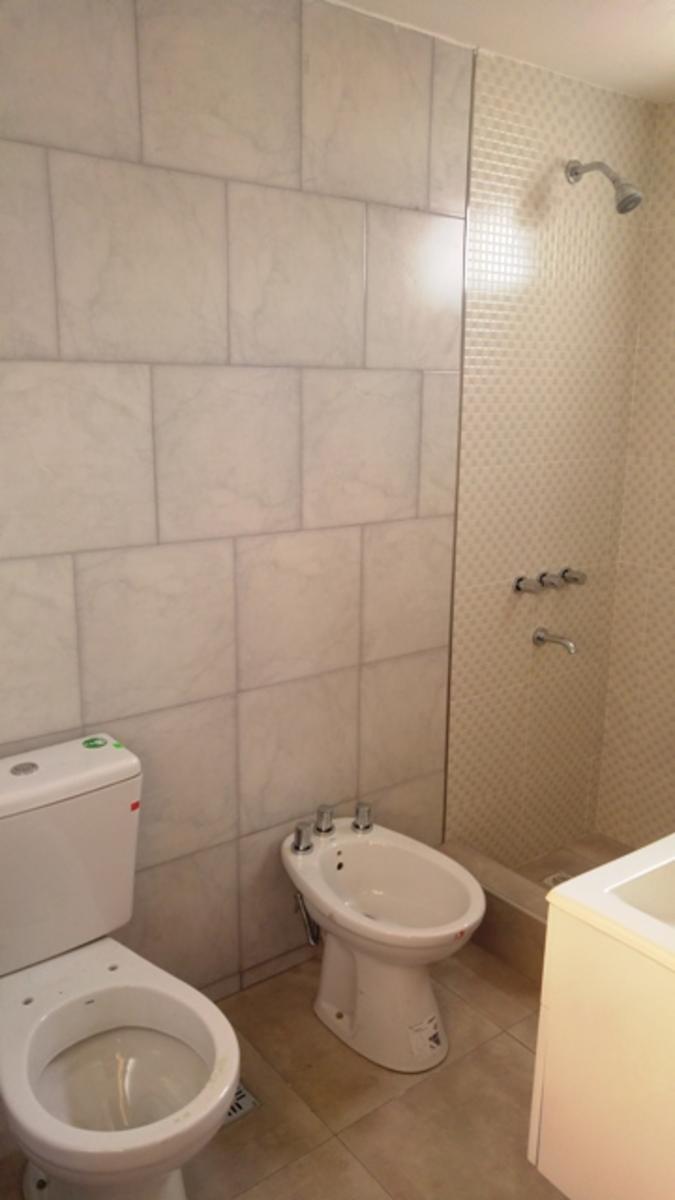 Larroche 300 · Morón — foto 16
