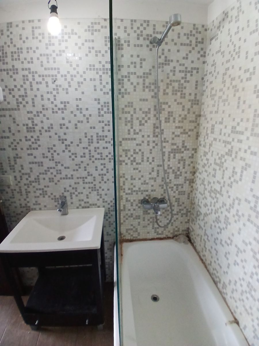 Bynnon 1676 · Almirante Brown — foto 11