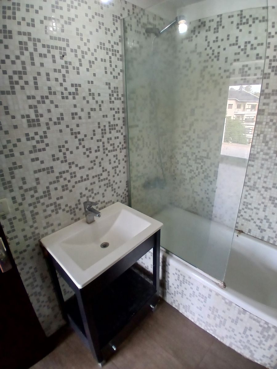 Bynnon 1676 · Almirante Brown — foto 12