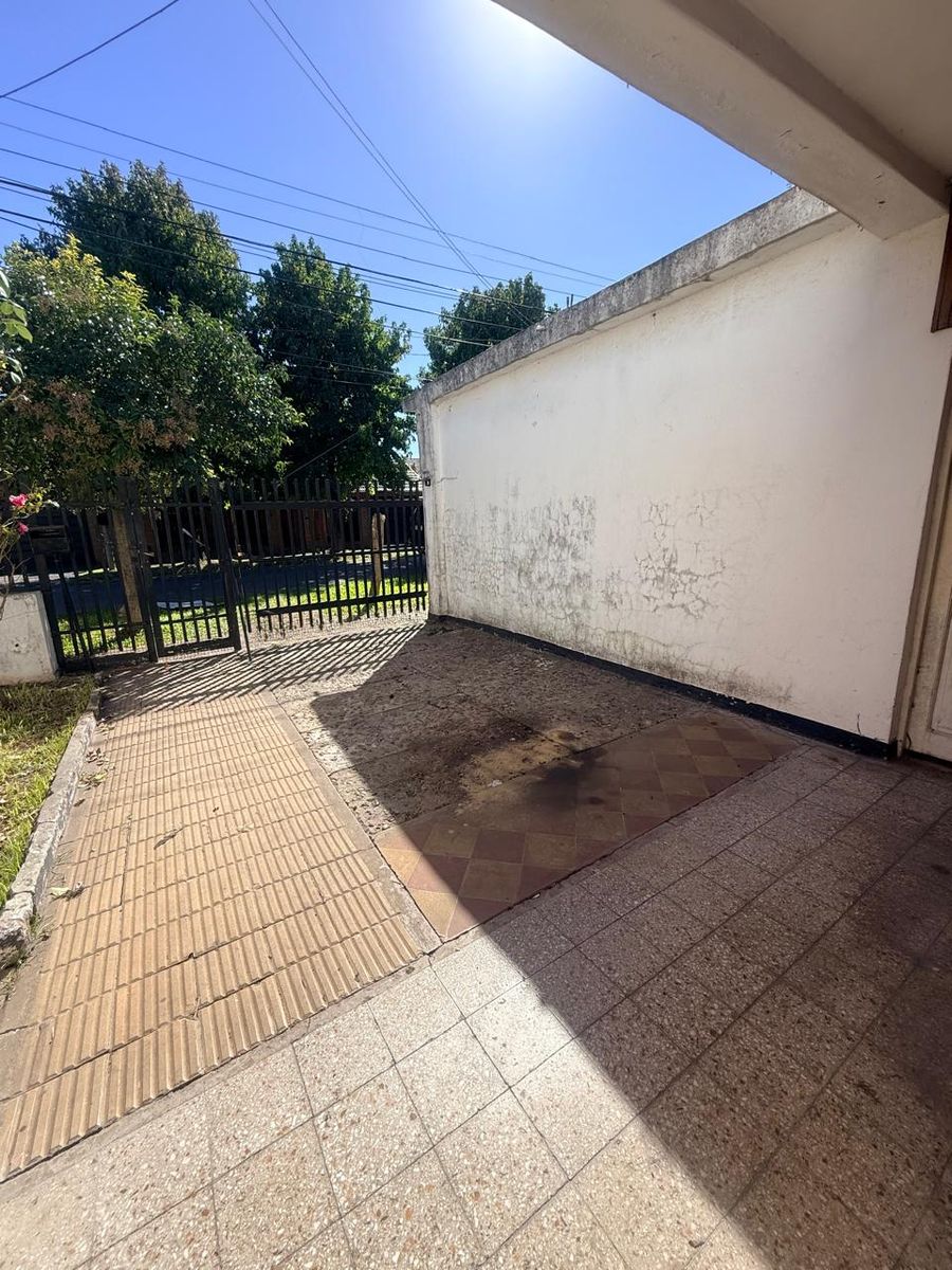 VENTA PH DOS AMBIENTES AL FRENTE. ADEMÁS DPTO AL FONDO