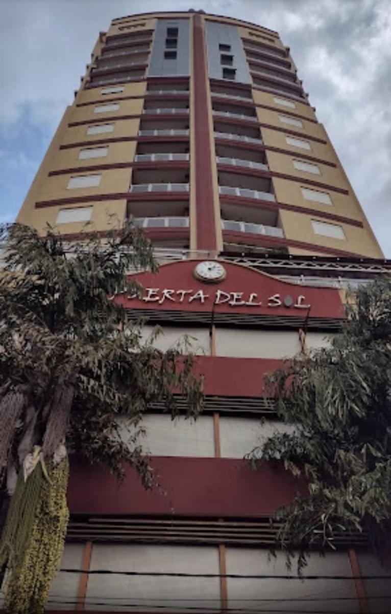 DEPARTAMENTO CENTRICO + EXPENSAS + COCHERA