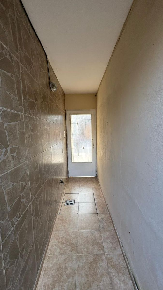 PASAJE VENIALVO 5836 · La Capital — foto 19