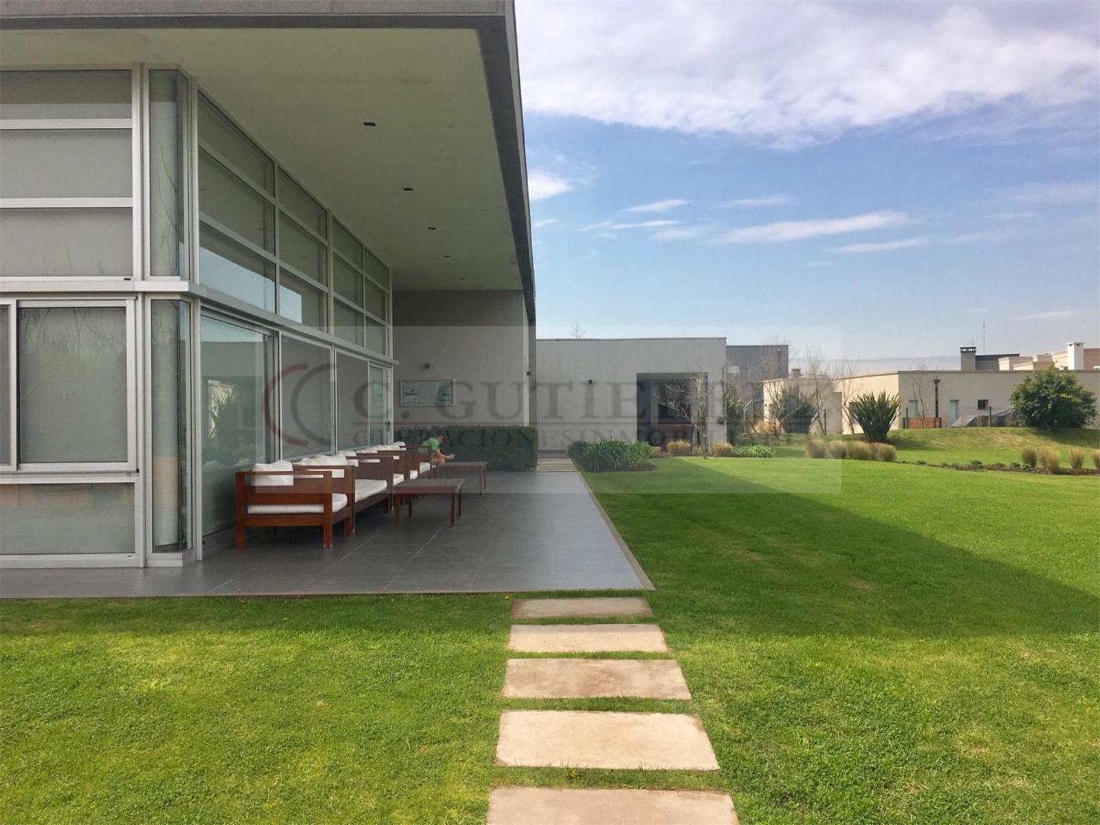 Ayres Plaza · Pilar — foto 4