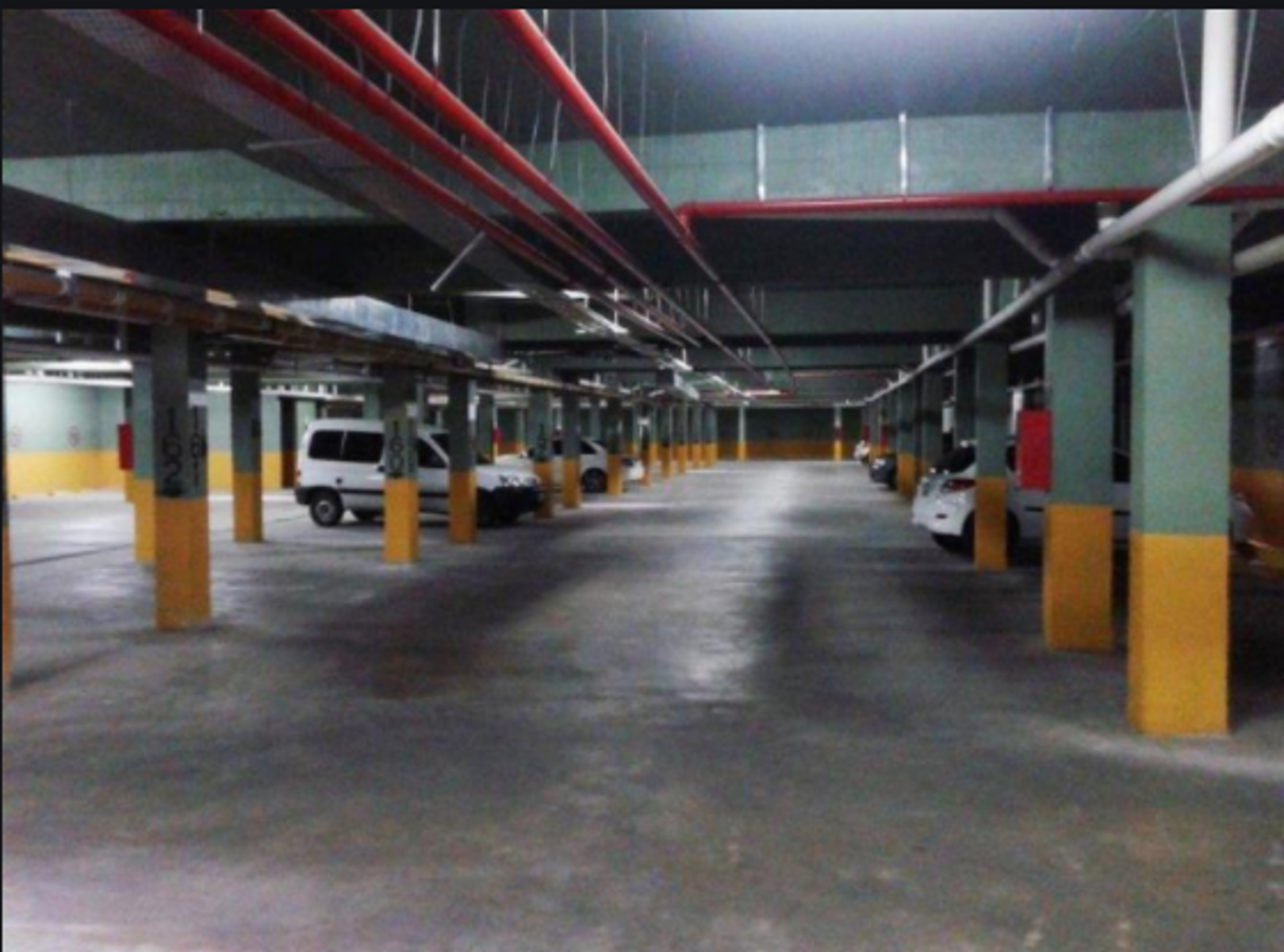 Venta COCHERA OPORTUNIDAD CUBIERTAS  EN EXCELENTE UBICACIONES