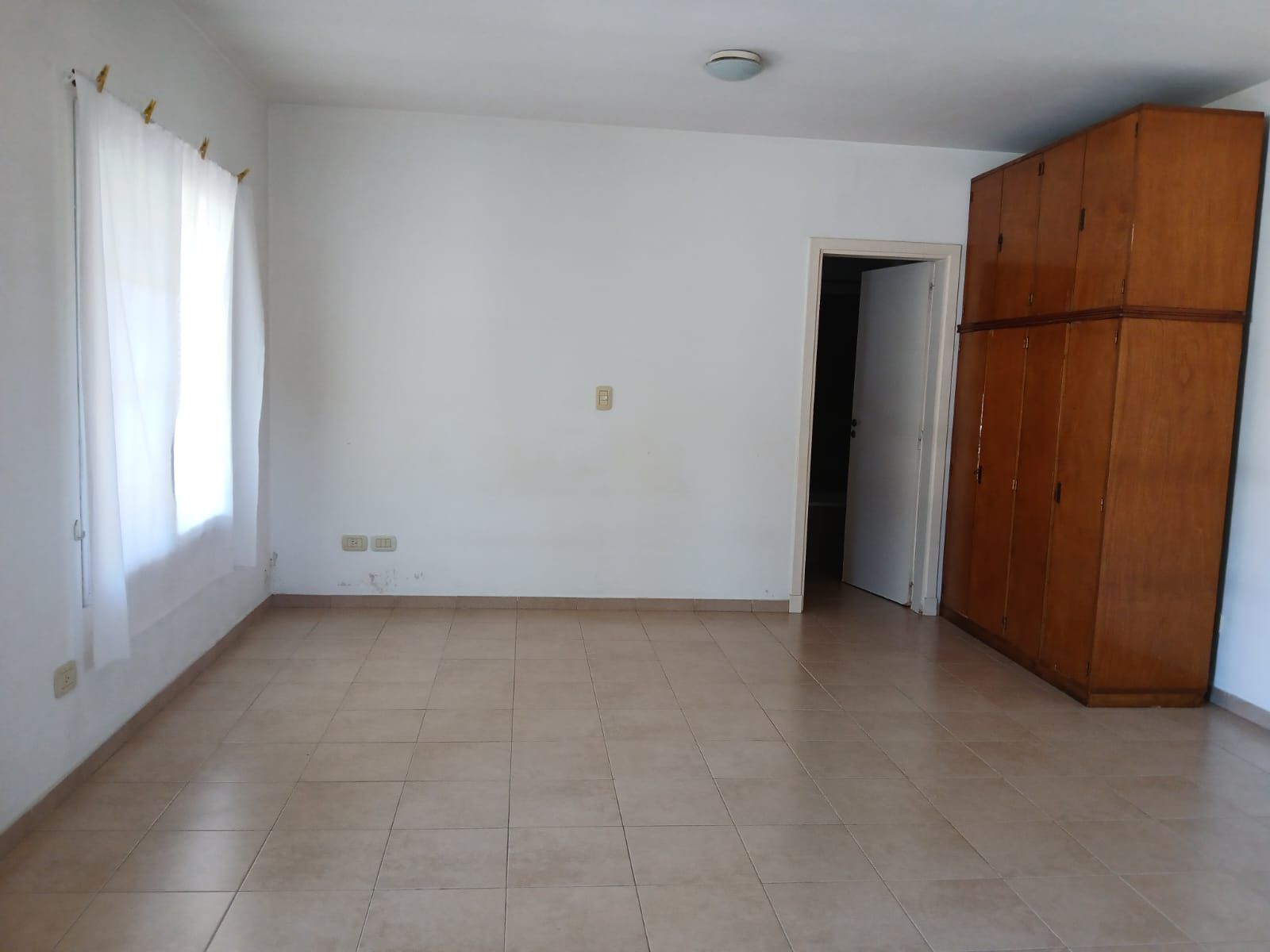 Las Heras al 255 · Pilar — foto 4