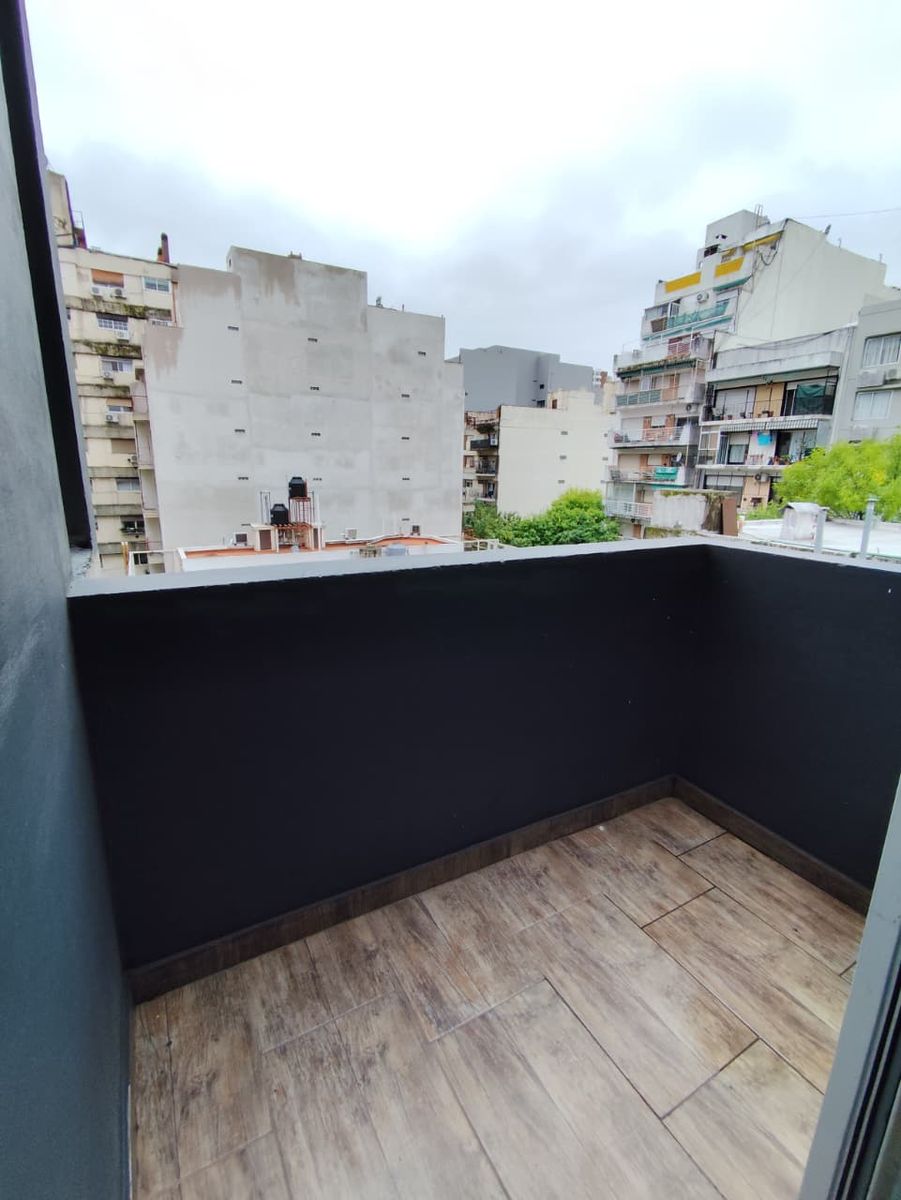 Peron 4217 · Almagro — foto 3
