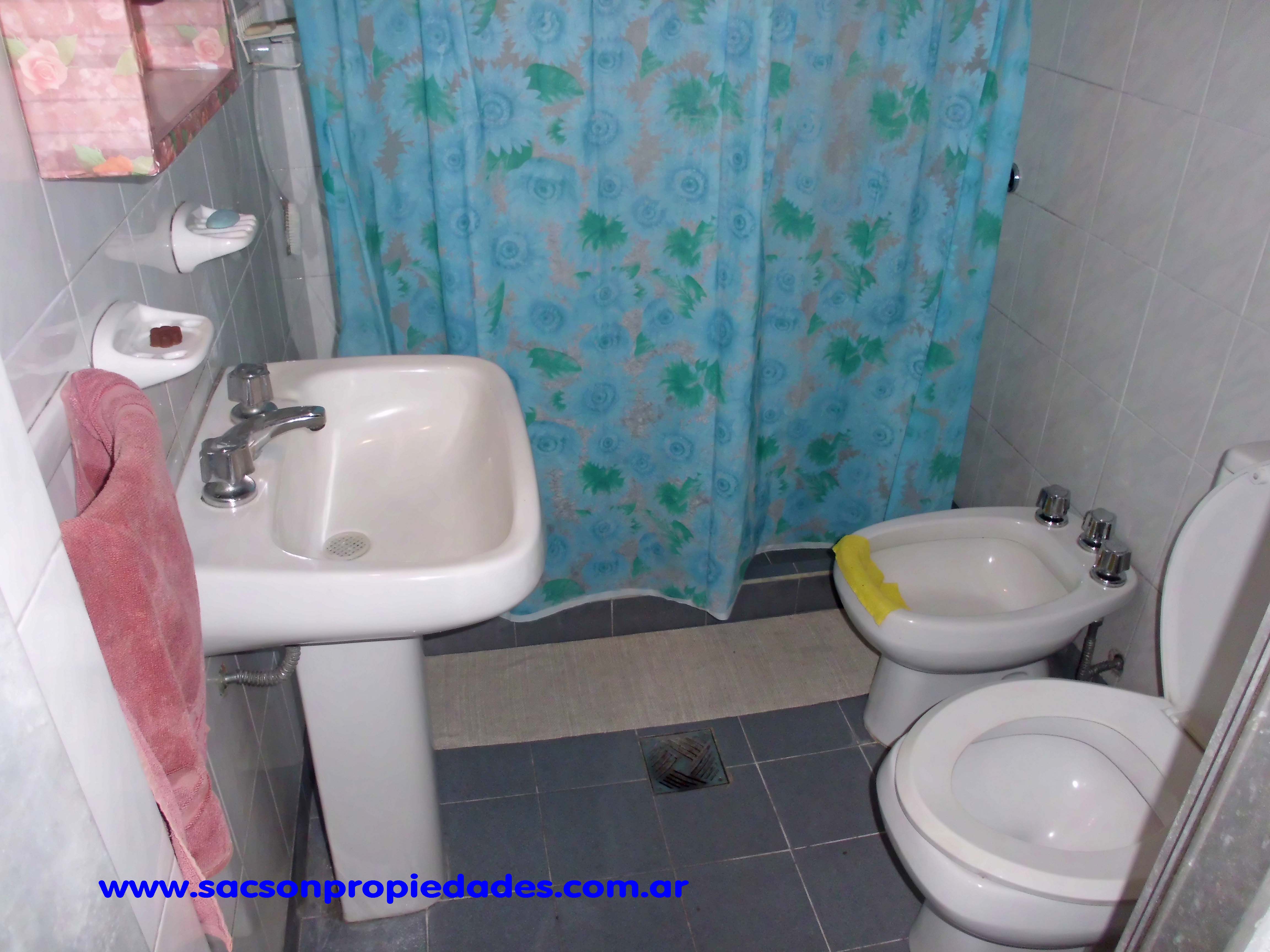 Nicaragua al 600. · Quilmes — foto 6