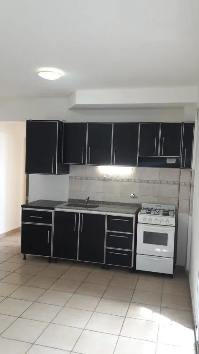 VENTA DEPARTAMENTO 2 AMBIENTES MORON