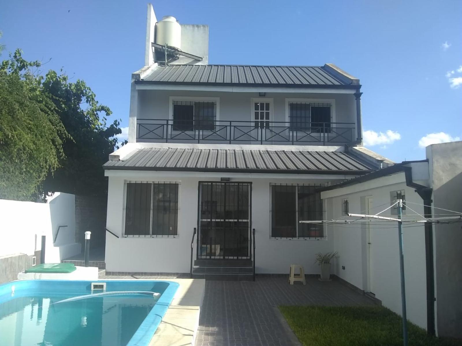 DR. CLAUDIO CUENCA  600 · Morón — foto 3