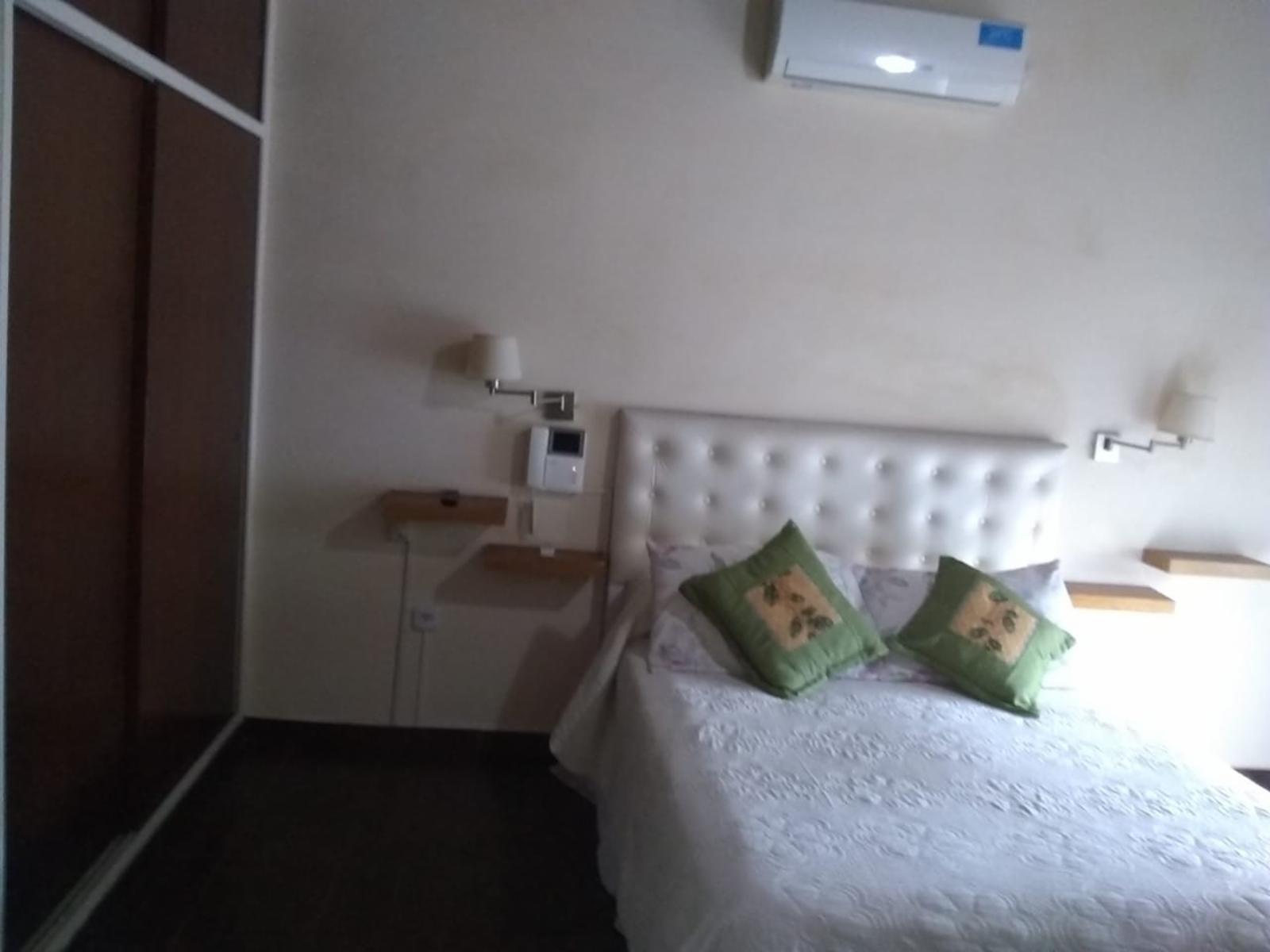 DR. CLAUDIO CUENCA  600 · Morón — foto 8