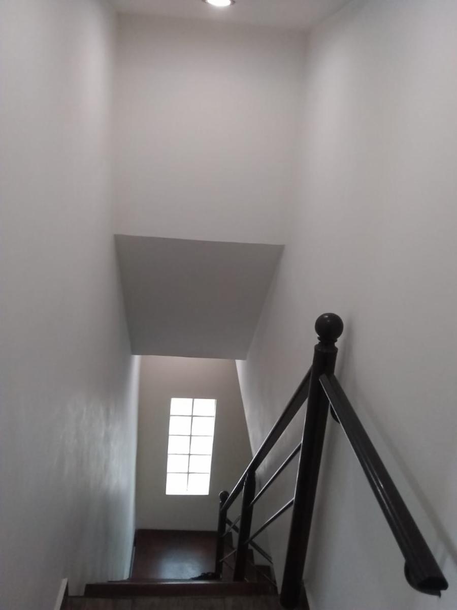 DR. CLAUDIO CUENCA  600 · Morón — foto 9