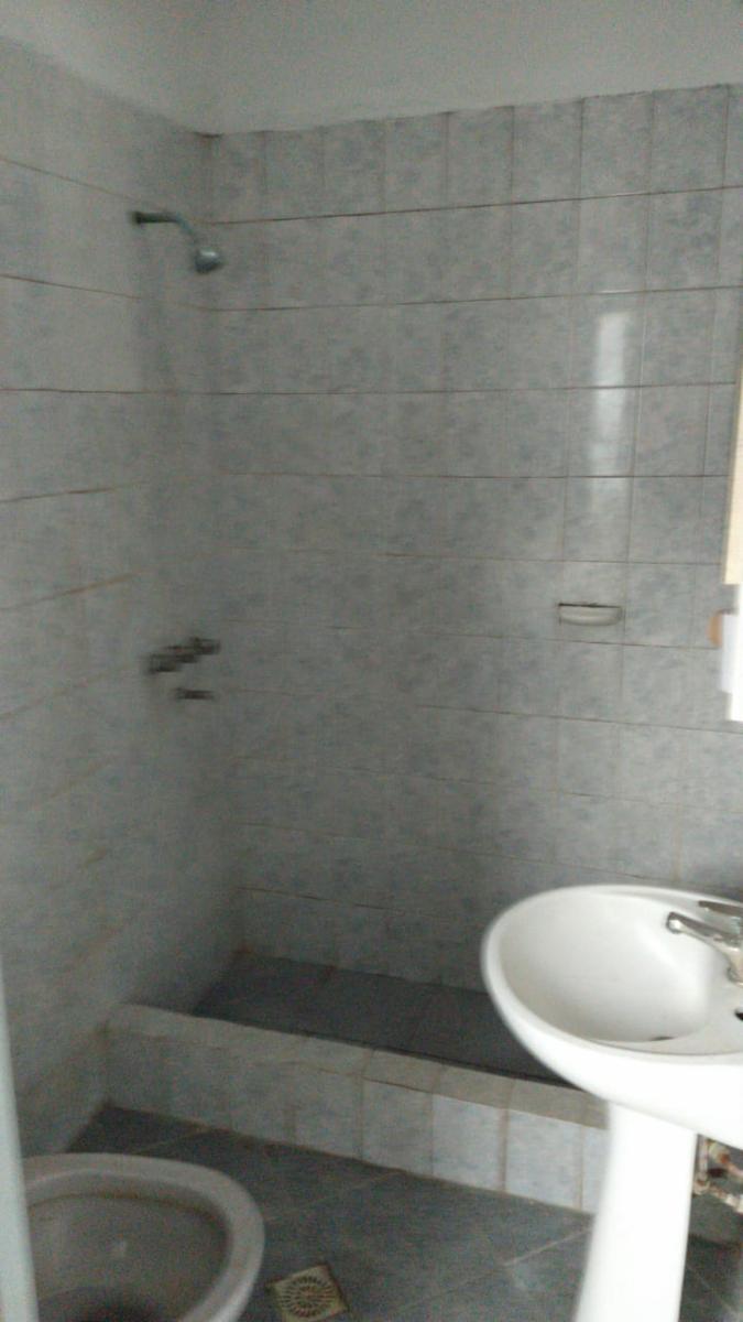LAGAR 122 · Escobar — foto 7
