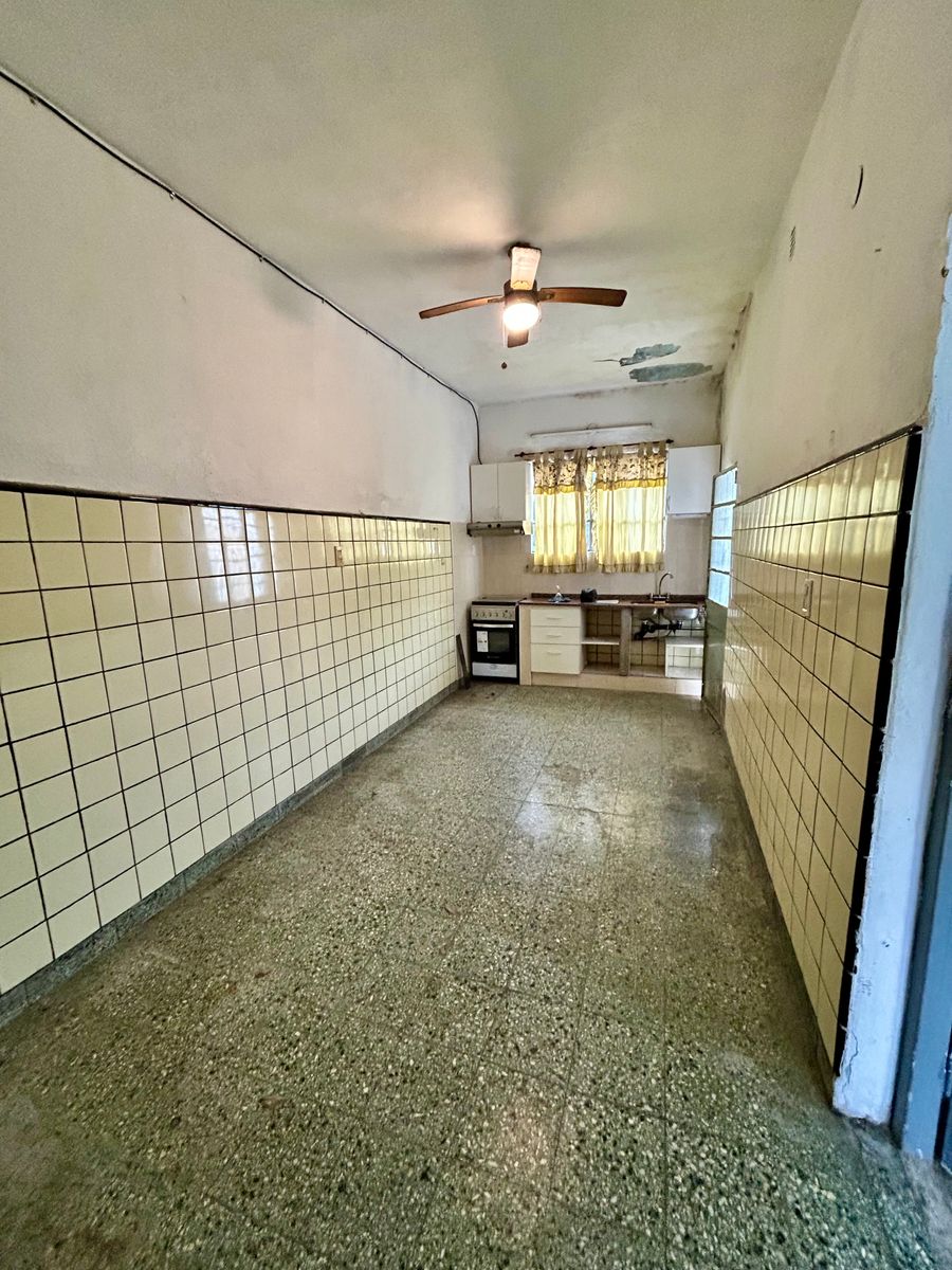 Gral. Monteagudo 920 · Morón — foto 6