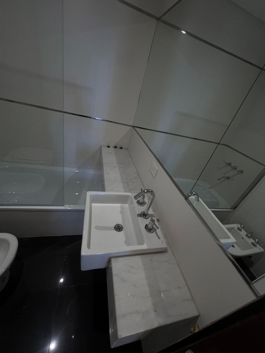 RAMON FALCON 5741 · Villa Luro — foto 20
