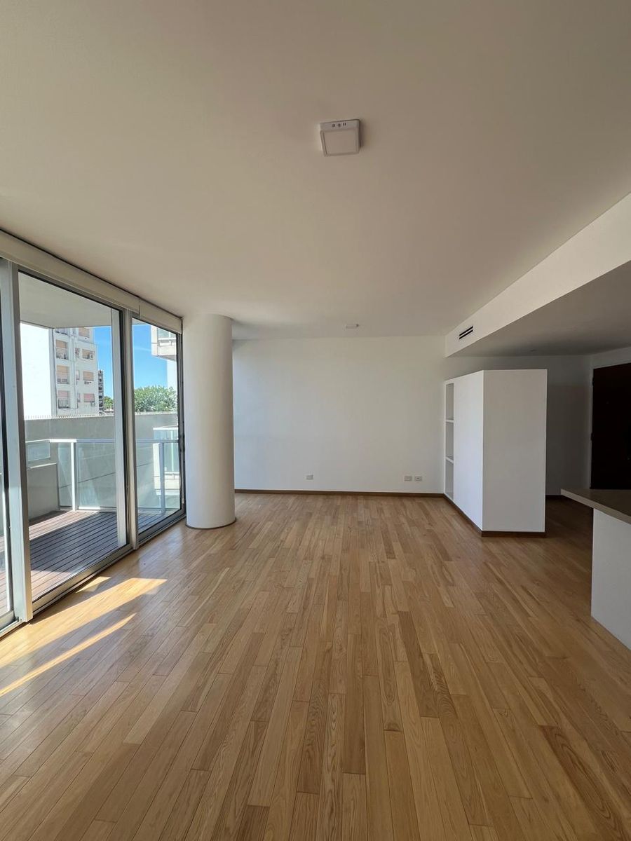 RAMON FALCON 5741 · Villa Luro — foto 4